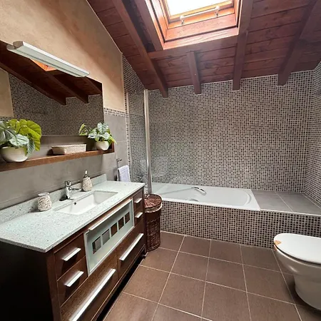 Vivienda Turistica Jardin Con Encanto Y Piscina וילה Emaldia