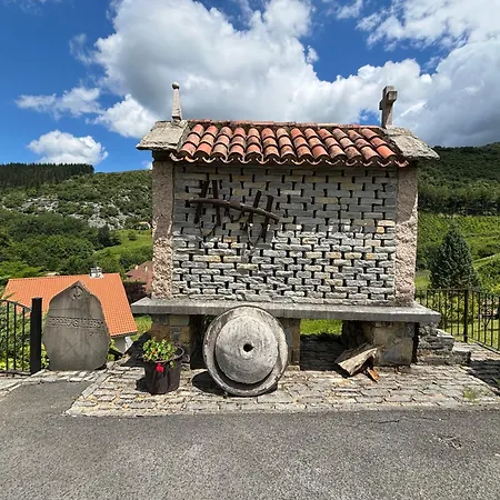 Vivienda Turistica Jardin Con Encanto Y Piscina * Emaldia