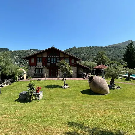 Vivienda Turistica Jardin Con Encanto Y Piscina וילה Emaldia