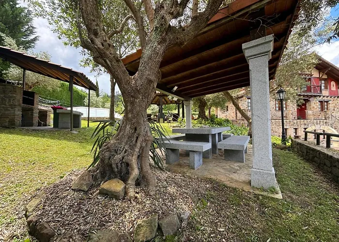 Vivienda Turistica Jardin Con Encanto Y Piscina * Emaldia