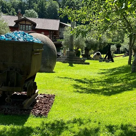 Vivienda Turistica Jardin Con Encanto Y Piscina