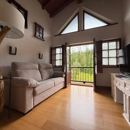 Vivienda Turistica Jardin Con Encanto Y Piscina Emaldia