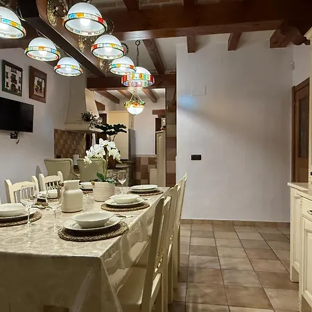 Vivienda Turistica Jardin Con Encanto Y Piscina Emaldia
