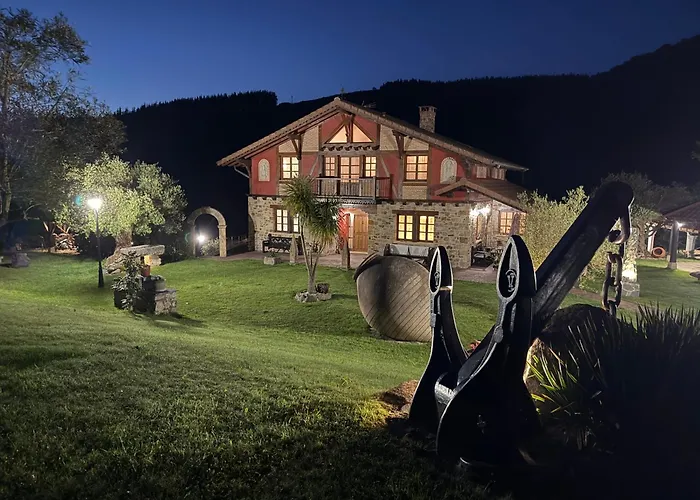 Villa Vivienda Turistica Jardin Con Encanto Y Piscina Emaldia